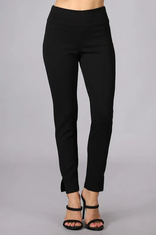 Chatoyant Cropped/capri pants with side slit opening detail & back pockets- Black