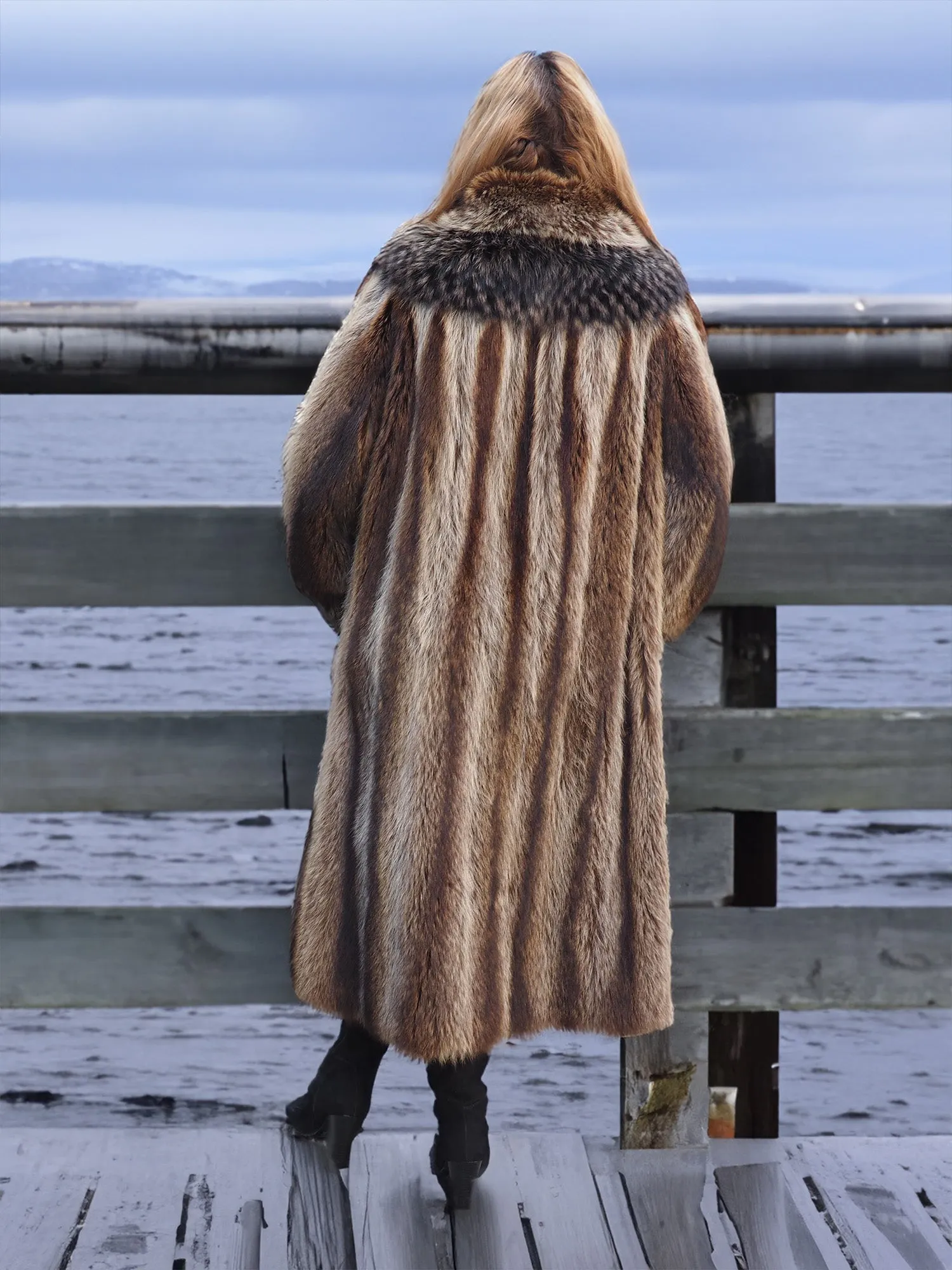 Raccoon Fur Coat Coats Silver Fox Cape Design By Renfrew M/L